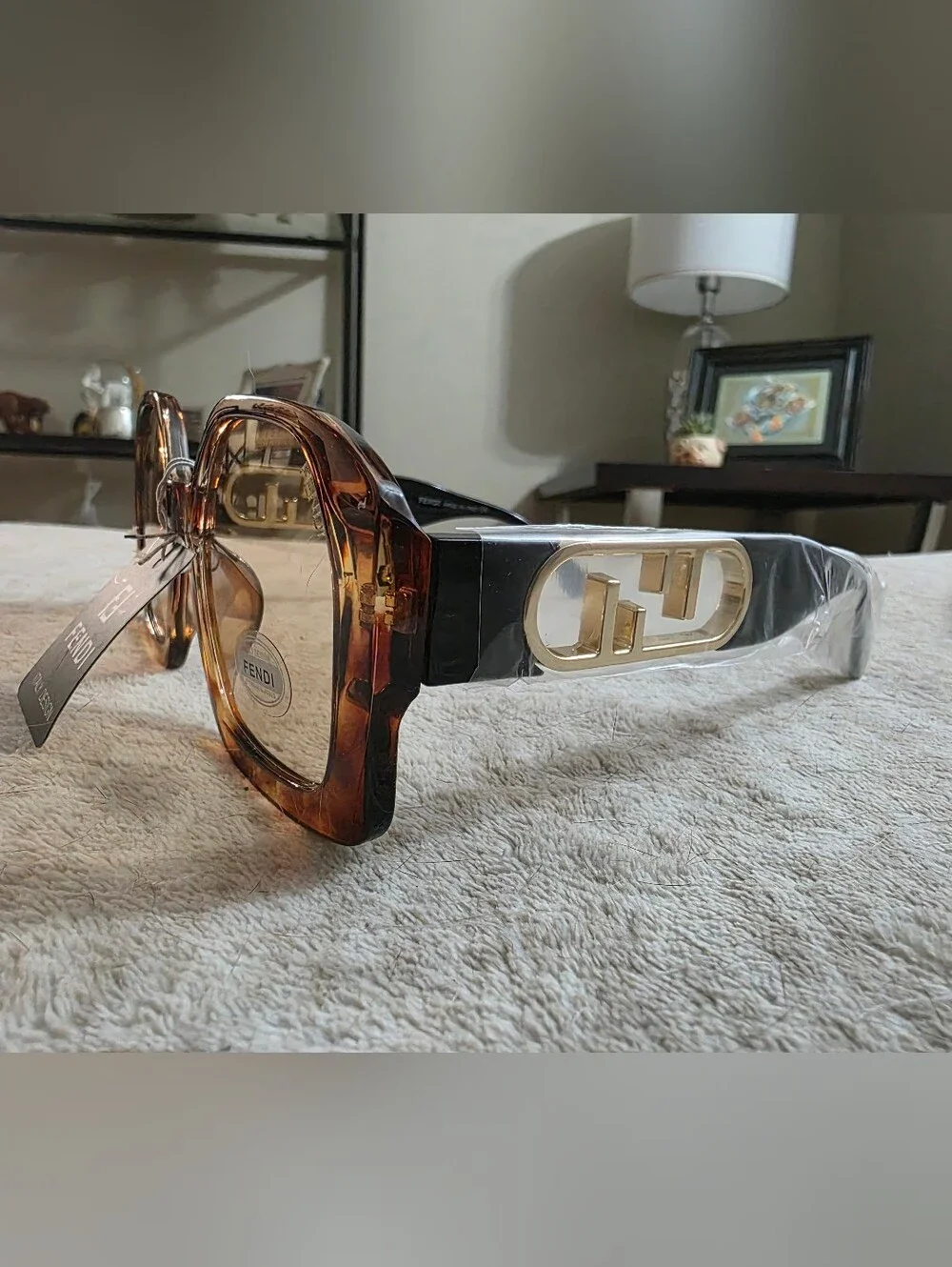 Fashion Women's Brown Tortoiseshell Square Sunglasses
